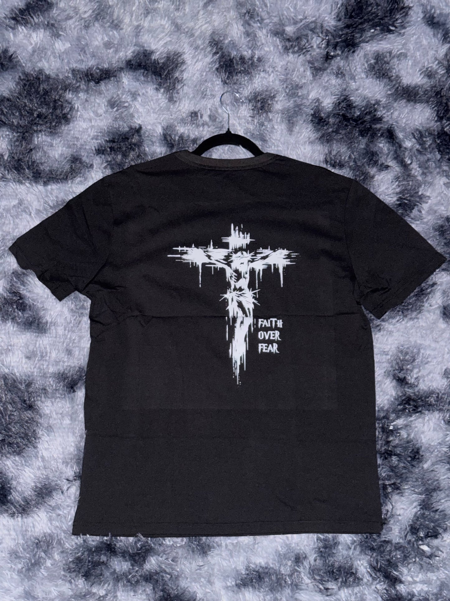 Playera Faith Over Fear